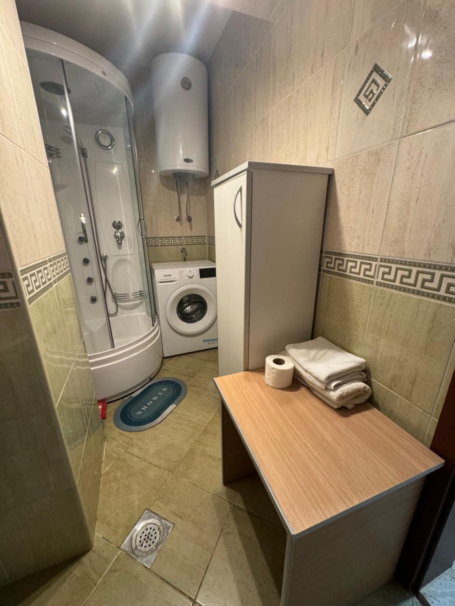Jadran5 *